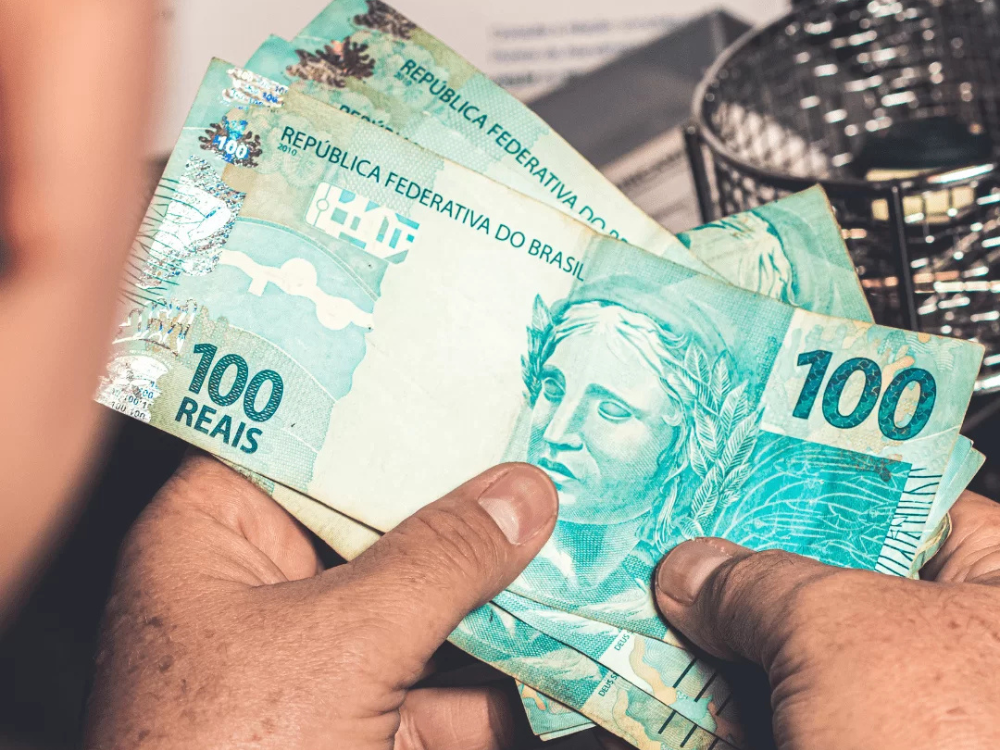 Finanças-Pessoais-Passo-a-Passo-para-Sair-do-Vermelho-Auge